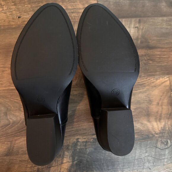 R2 Black Cut Out Heeled Ankle Boots NWOT - Picture 6 of 9